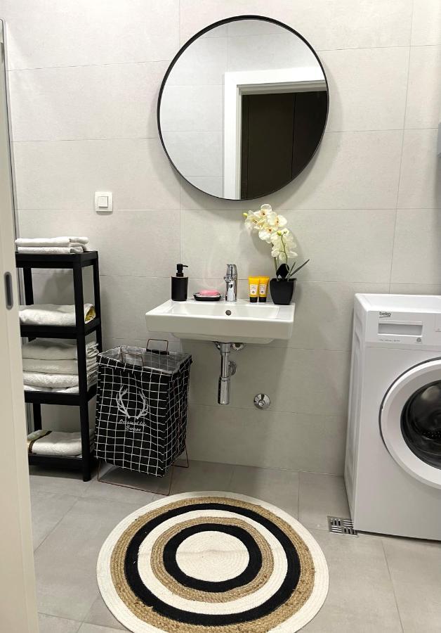 Suncoast Suites Bar Εξωτερικό φωτογραφία